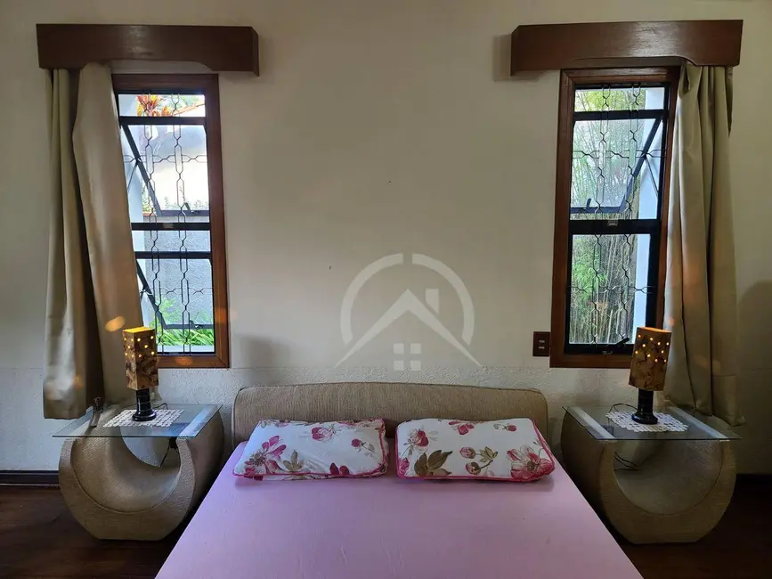 Foto 5 de Casa com 4 quartos à venda e para alugar, 825m2 em Jardim Ipê, Atibaia - SP