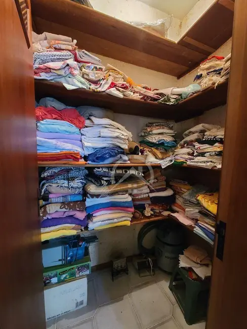 Foto 6 de Casa com 4 quartos à venda e para alugar, 825m2 em Jardim Ipê, Atibaia - SP