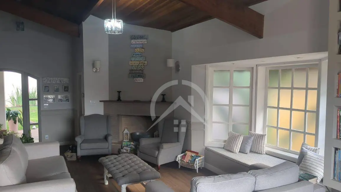 Foto 3 de Casa de Condomínio com 3 quartos à venda, 510m2 em Jardim Estância Brasil, Atibaia - SP