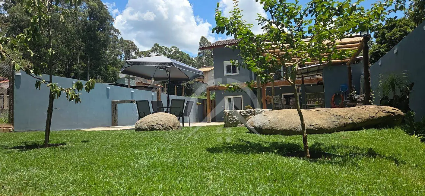 Foto 3 de Sobrado com 3 quartos à venda e para alugar, 360m2 em Itapetinga, Atibaia - SP