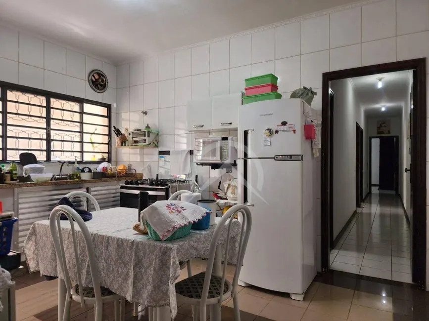 Foto 9 de Casa com 3 quartos à venda, 193m2 em Parque dos Coqueiros, Atibaia - SP