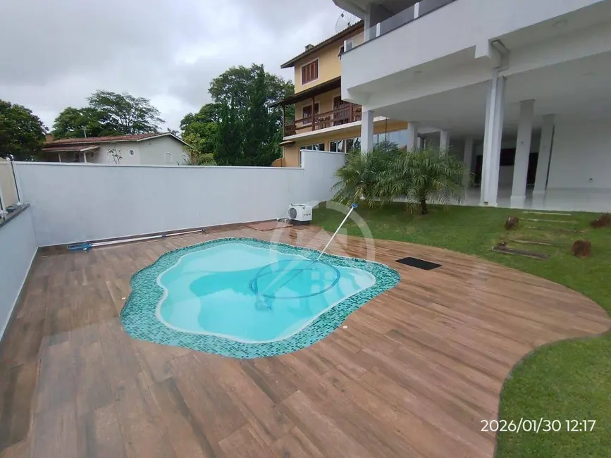 Foto 1 de Casa de Condomínio com 3 quartos para alugar, 360m2 em Parque Arco Iris, Atibaia - SP