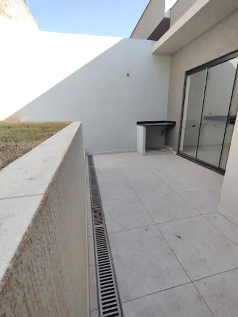 Foto 9 de Casa com 3 quartos à venda, 175m2 em Nova Cerejeira, Atibaia - SP