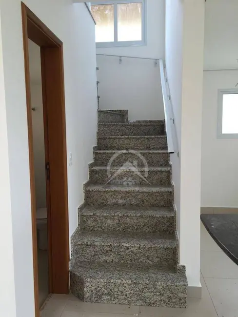 Foto 8 de Sobrado com 3 quartos à venda e para alugar, 210m2 em Marmeleiro, Atibaia - SP