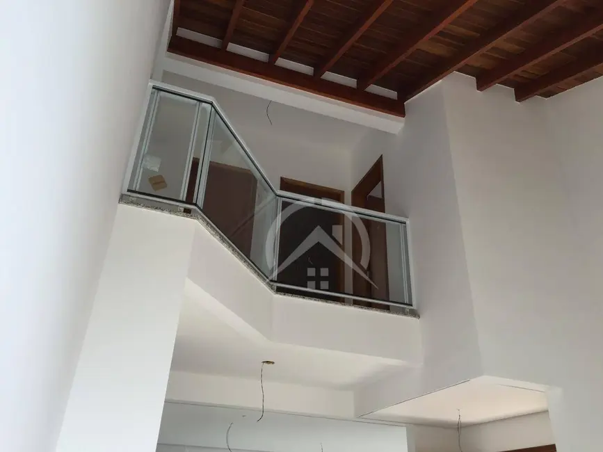 Foto 6 de Sobrado com 3 quartos à venda e para alugar, 210m2 em Marmeleiro, Atibaia - SP