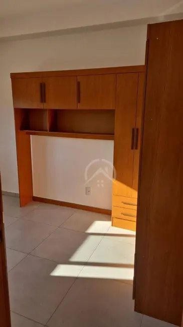Foto 2 de Apartamento com 1 quarto à venda e para alugar, 42m2 em Atibaia Jardim, Atibaia - SP