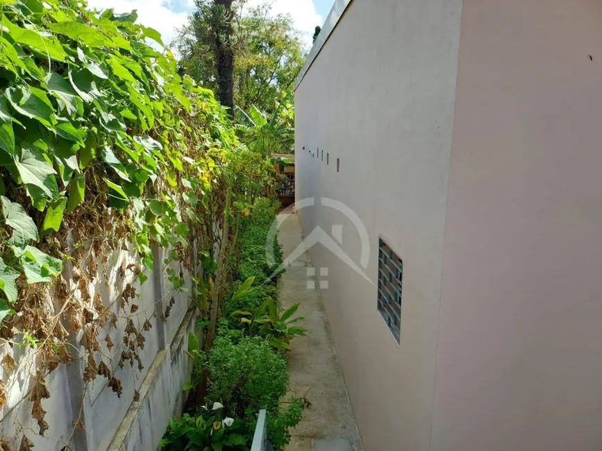 Foto 6 de Chácara com 3 quartos à venda, 1000m2 em Jardim Estância Brasil, Atibaia - SP