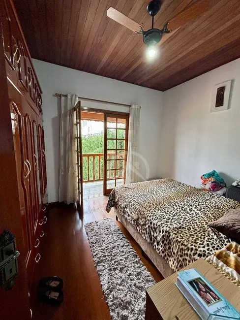 Foto 3 de Sobrado com 3 quartos para alugar, 425m2 em Alvinópolis, Atibaia - SP