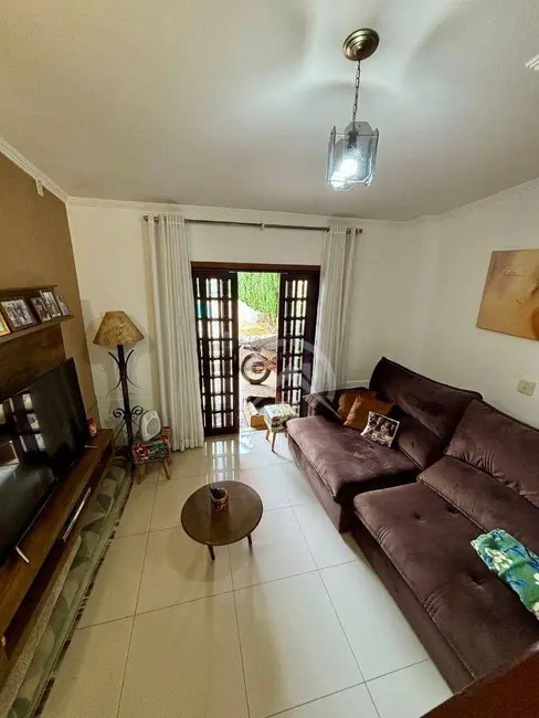 Foto 8 de Sobrado com 3 quartos para alugar, 425m2 em Alvinópolis, Atibaia - SP