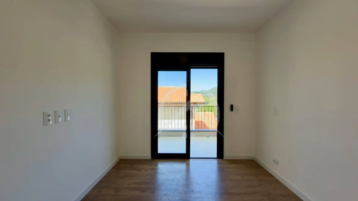 Foto 3 de Casa de Condomínio com 3 quartos à venda, 168m2 em Vila Santista, Atibaia - SP