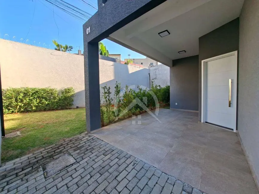 Foto 1 de Casa de Condomínio com 1 quarto à venda e para alugar, 70m2 em Jardim São Felipe, Atibaia - SP