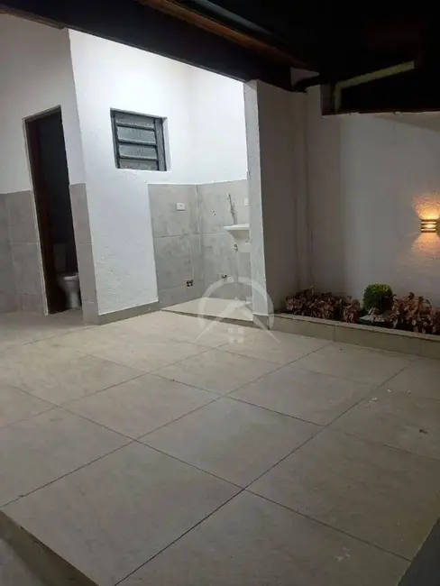 Foto 3 de Casa com 3 quartos à venda, 144m2 em Atibaia - SP