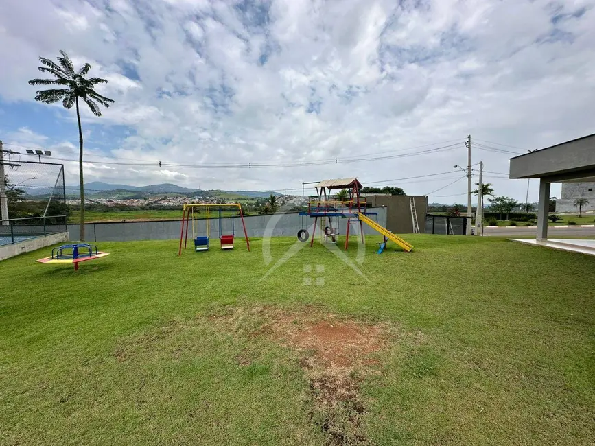 Foto 2 de Terreno / Lote à venda, 360m2 em Bom Jesus Dos Perdoes - SP