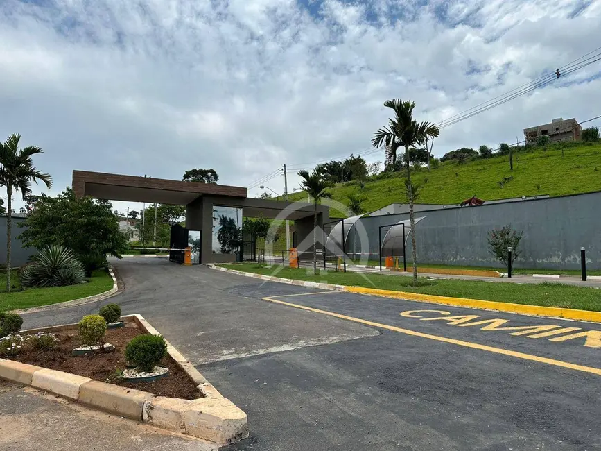 Foto 1 de Terreno / Lote à venda, 360m2 em Bom Jesus Dos Perdoes - SP