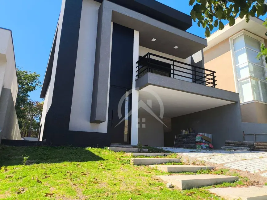 Foto 2 de Sobrado com 5 quartos à venda, 618m2 em Tanque, Atibaia - SP