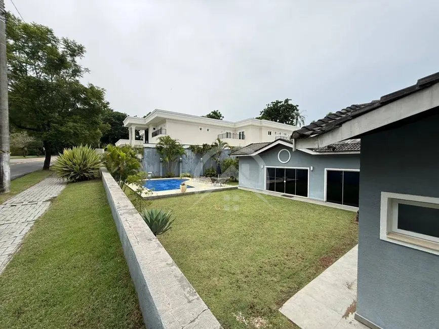 Foto 2 de Casa de Condomínio com 4 quartos à venda, 1200m2 em Guaxinduva, Atibaia - SP