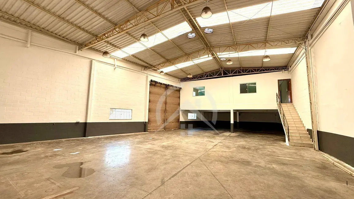 Foto 1 de Armazém / Galpão para alugar, 500m2 em Jardim das Cerejeiras, Atibaia - SP