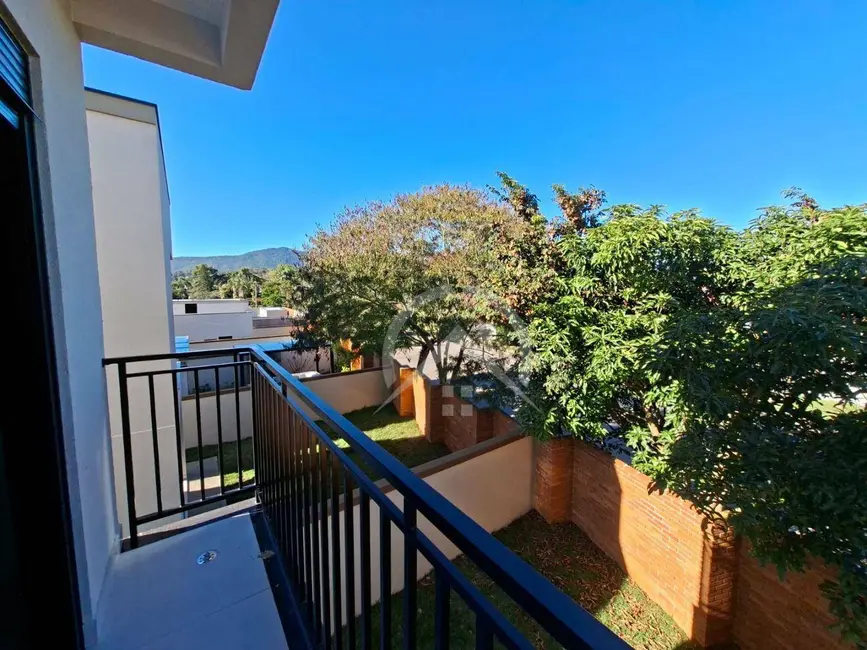 Foto 4 de Casa de Condomínio com 3 quartos à venda, 248m2 em Vila Santista, Atibaia - SP