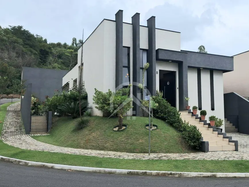 Foto 1 de Casa com 3 quartos à venda, 402m2 em Rio Abaixo, Atibaia - SP