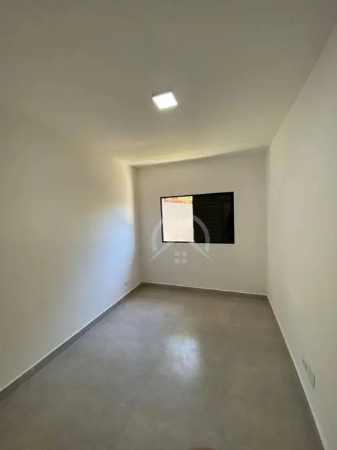 Foto 9 de Casa com 2 quartos à venda, 200m2 em Bom Jesus Dos Perdoes - SP