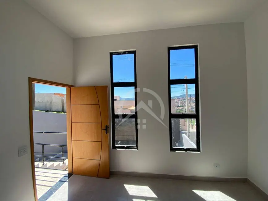 Foto 5 de Casa com 2 quartos à venda, 200m2 em Bom Jesus Dos Perdoes - SP