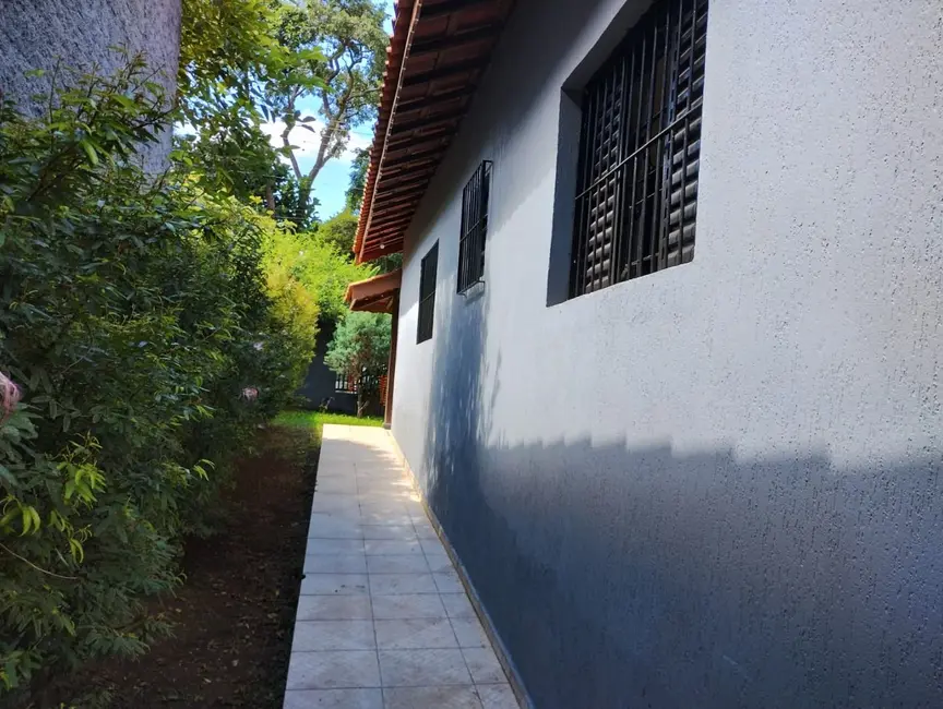 Foto 8 de Casa com 3 quartos para alugar, 400m2 em Jardim dos Pinheiros, Atibaia - SP