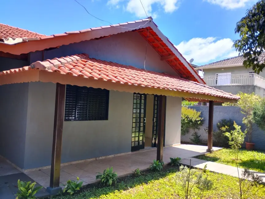 Foto 1 de Casa com 3 quartos para alugar, 400m2 em Jardim dos Pinheiros, Atibaia - SP