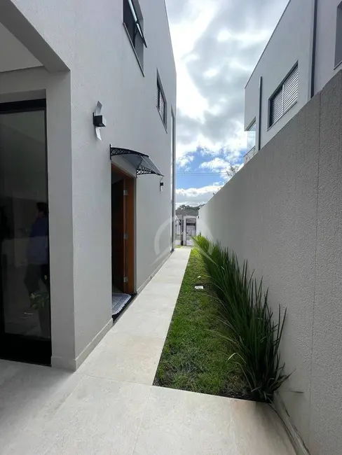 Foto 4 de Casa com 3 quartos à venda, 150m2 em Jardim Maristela, Atibaia - SP