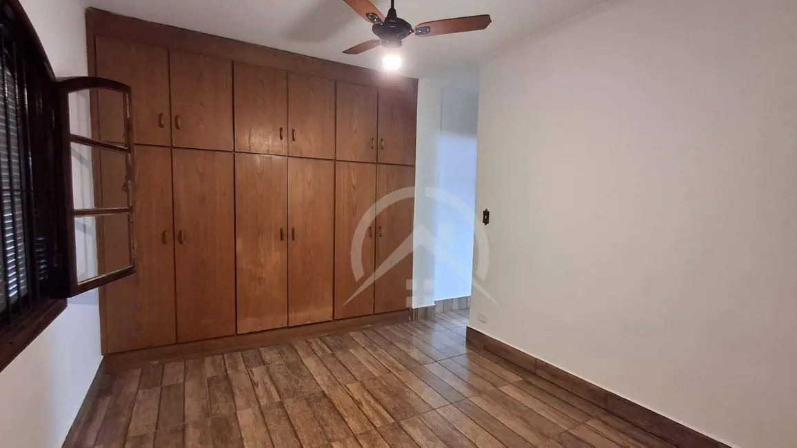 Foto 4 de Casa com 3 quartos à venda e para alugar, 500m2 em Jardim Paulista, Atibaia - SP