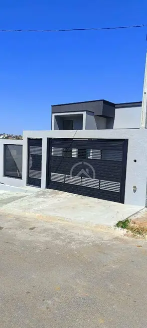 Foto 2 de Casa com 2 quartos à venda, 224m2 em Bom Jesus Dos Perdoes - SP
