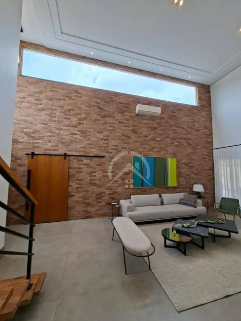 Foto 9 de Casa com 4 quartos à venda, 822m2 em Atibaia - SP