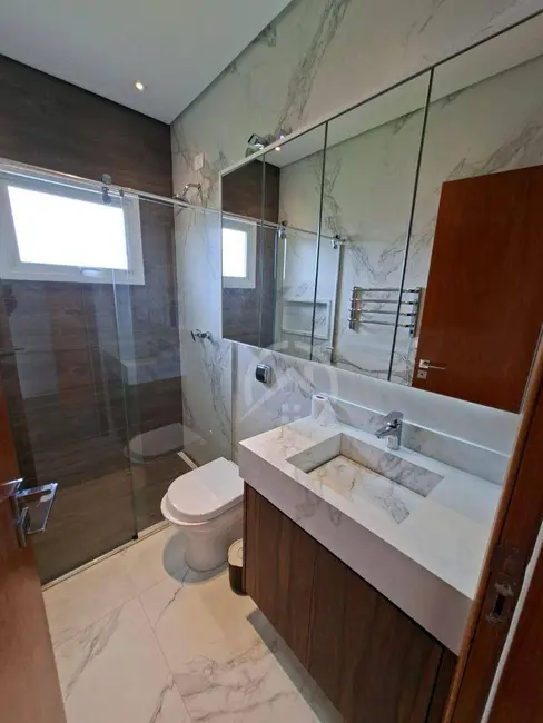 Foto 4 de Casa com 4 quartos à venda, 822m2 em Atibaia - SP