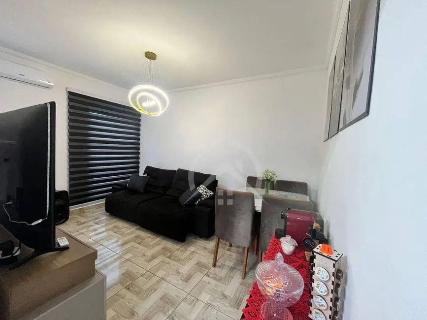 Foto 2 de Casa com 2 quartos à venda, 250m2 em Bom Jesus Dos Perdoes - SP