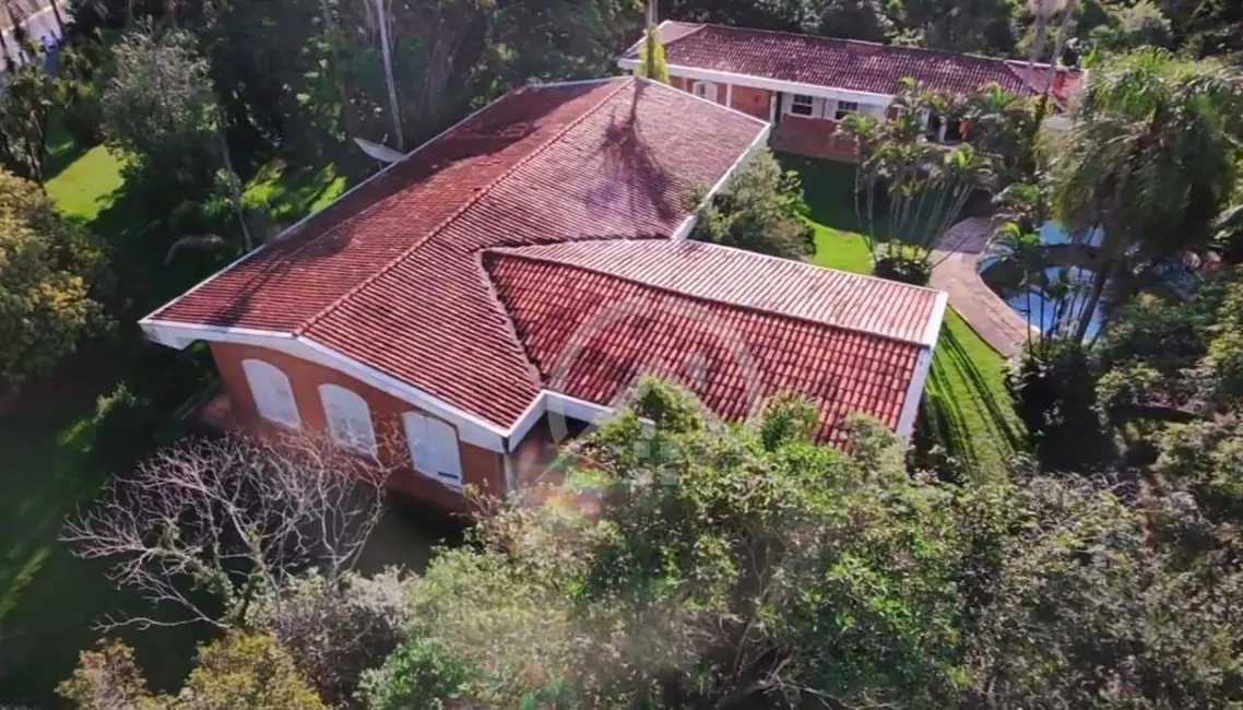 Chácara com 3 quartos à venda, 10m2 em Jardim Estância Brasil, Atibaia - SP - imagem 2 Foto 2 de Chácara com 3 quartos à venda, 10m2 em Jardim Estância Brasil, Atibaia - SP
