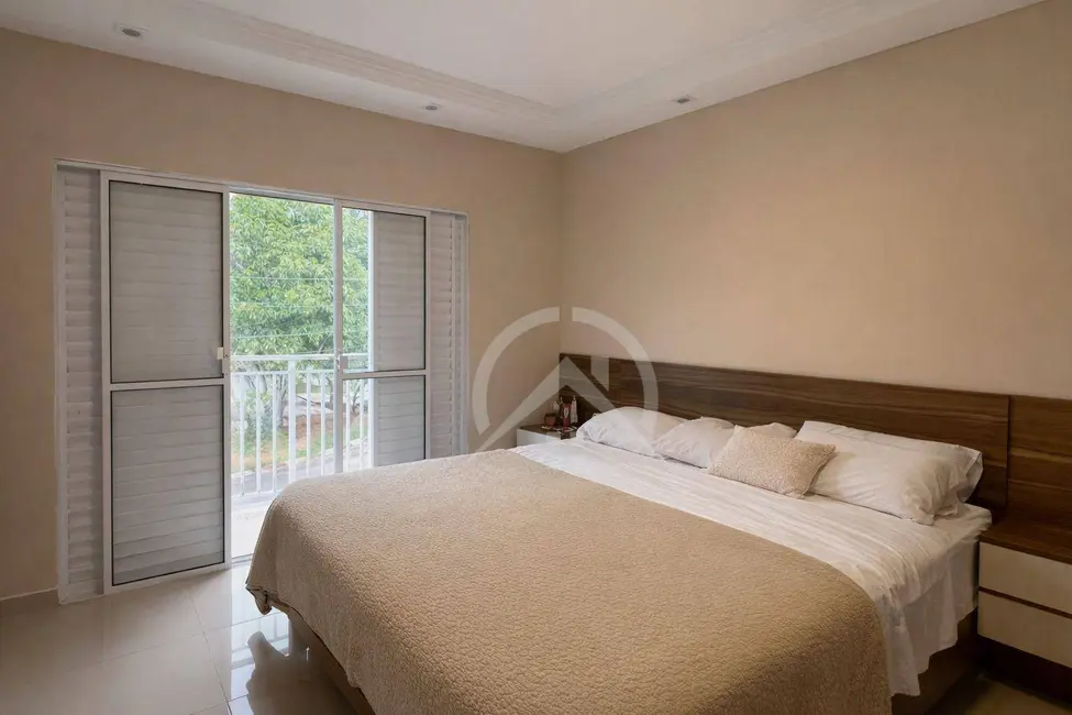 Foto 5 de Casa com 3 quartos à venda, 360m2 em Jardim Maristela, Atibaia - SP