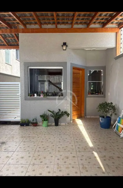 Foto 1 de Casa com 2 quartos à venda, 125m2 em Jardim Maristela, Atibaia - SP