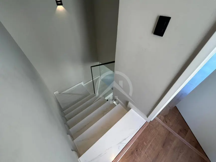 Foto 8 de Casa de Condomínio com 2 quartos à venda, 160m2 em Vila Santista, Atibaia - SP