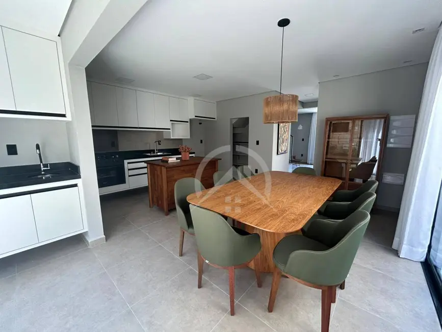 Foto 2 de Casa de Condomínio com 3 quartos à venda, 160m2 em Vila Santista, Atibaia - SP