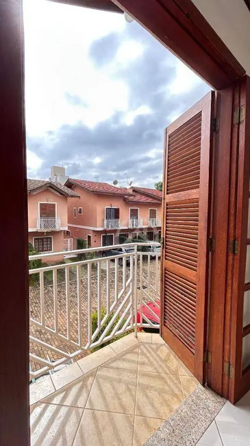 Foto 4 de Casa com 2 quartos à venda, 117m2 em Estância Santa Maria do Laranjal, Atibaia - SP