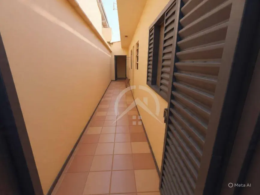 Casa com 2 quartos para alugar, 100m2 em Vila Thais, Atibaia - SP - imagem 6 Foto 6 de Casa com 2 quartos para alugar, 100m2 em Vila Thais, Atibaia - SP