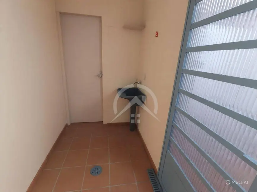 Casa com 2 quartos para alugar, 100m2 em Vila Thais, Atibaia - SP - imagem 5 Foto 5 de Casa com 2 quartos para alugar, 100m2 em Vila Thais, Atibaia - SP