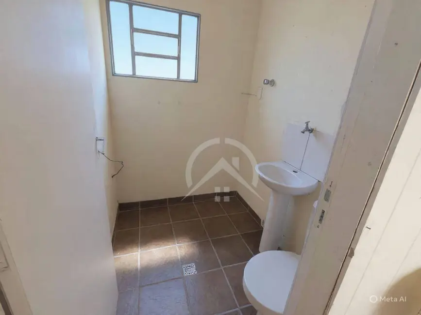 Casa com 2 quartos para alugar, 100m2 em Vila Thais, Atibaia - SP - imagem 4 Foto 4 de Casa com 2 quartos para alugar, 100m2 em Vila Thais, Atibaia - SP