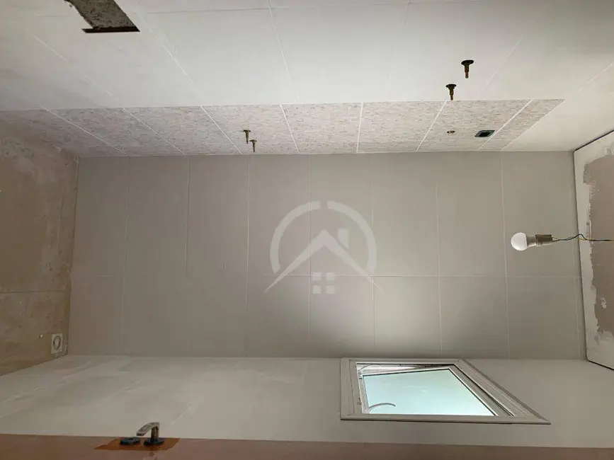 Foto 2 de Casa com 3 quartos à venda, 200m2 em Bom Jesus Dos Perdoes - SP