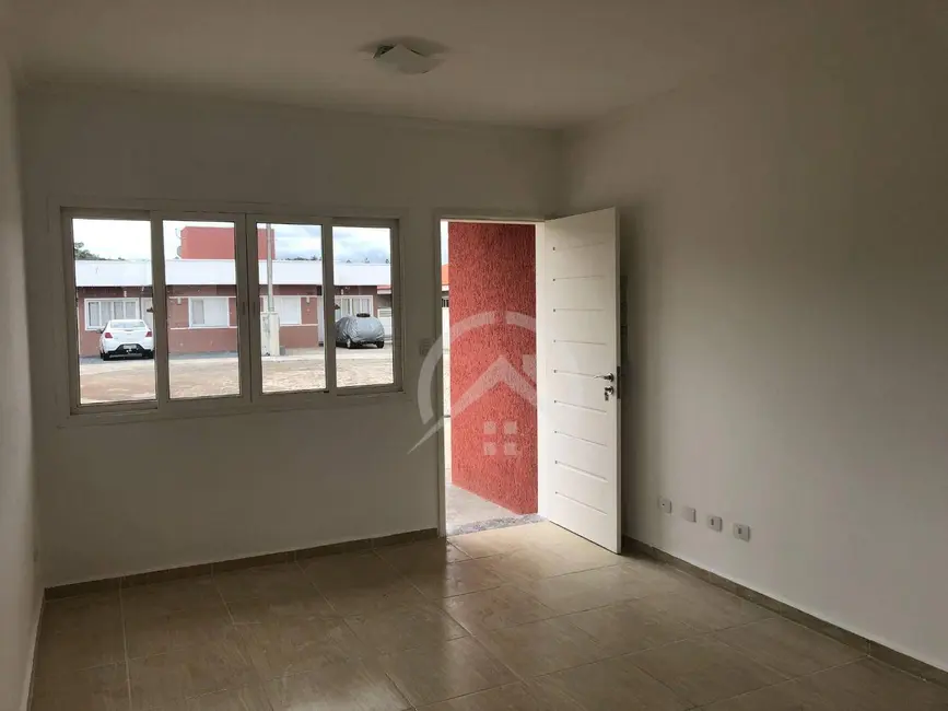Foto 9 de Casa com 2 quartos à venda, 185m2 em Bom Jesus Dos Perdoes - SP