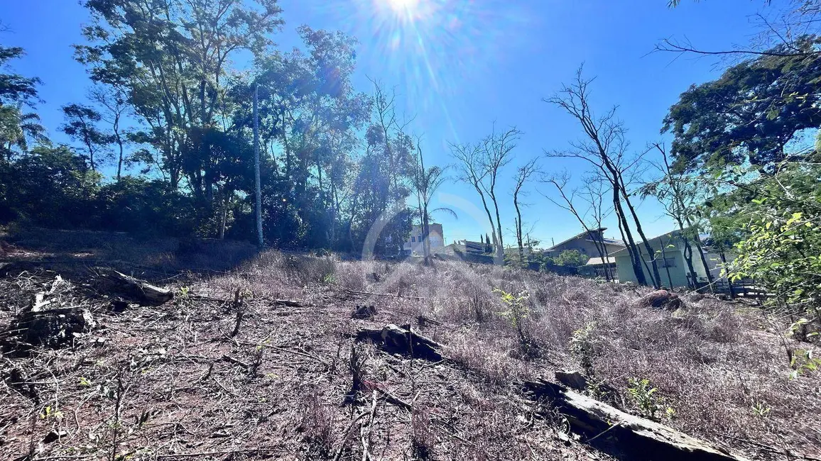 Foto 1 de Terreno / Lote à venda, 378m2 em Bom Jesus Dos Perdoes - SP