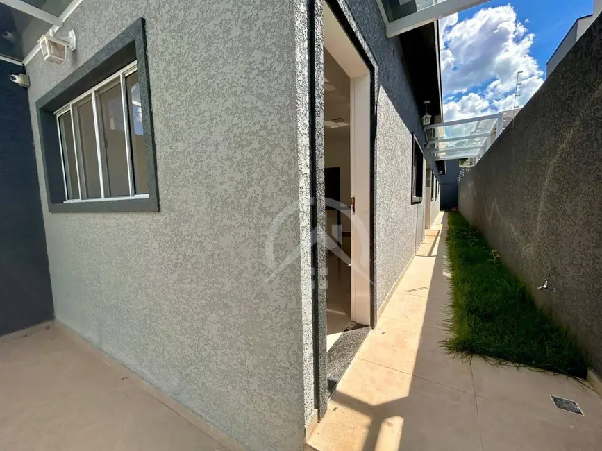 Foto 3 de Casa com 3 quartos à venda, 155m2 em Jardim do Lago, Atibaia - SP