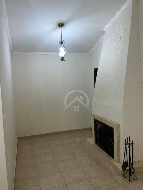 Foto 7 de Casa com 2 quartos para alugar, 350m2 em Nova Gardênia, Atibaia - SP