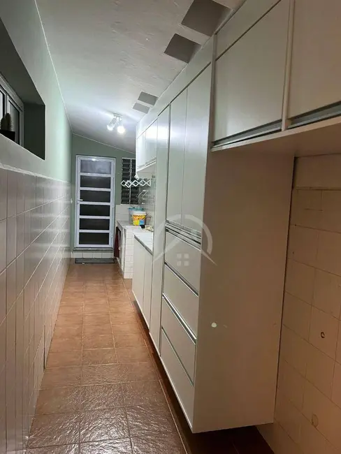 Foto 2 de Casa com 2 quartos para alugar, 350m2 em Nova Gardênia, Atibaia - SP
