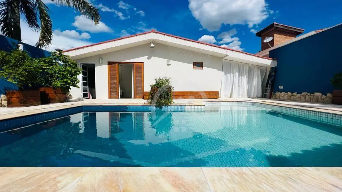 Foto 1 de Casa com 2 quartos para alugar, 350m2 em Nova Gardênia, Atibaia - SP