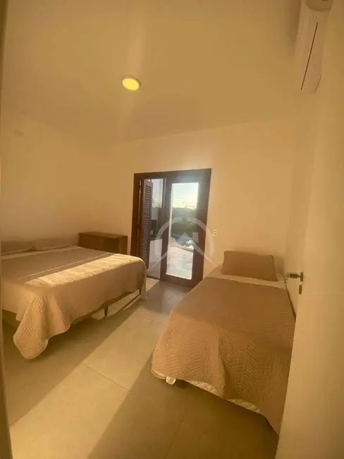 Foto 8 de Casa de Condomínio com 3 quartos à venda, 1163m2 em Jarinu - SP